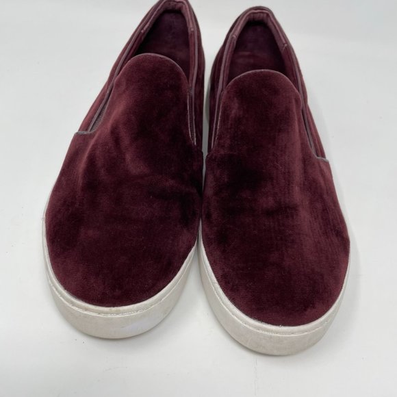 Vionic Womens Burgundy Suede Leather Slip on Comfort Loafer Sneaker Size 7 - Picture 4 of 11